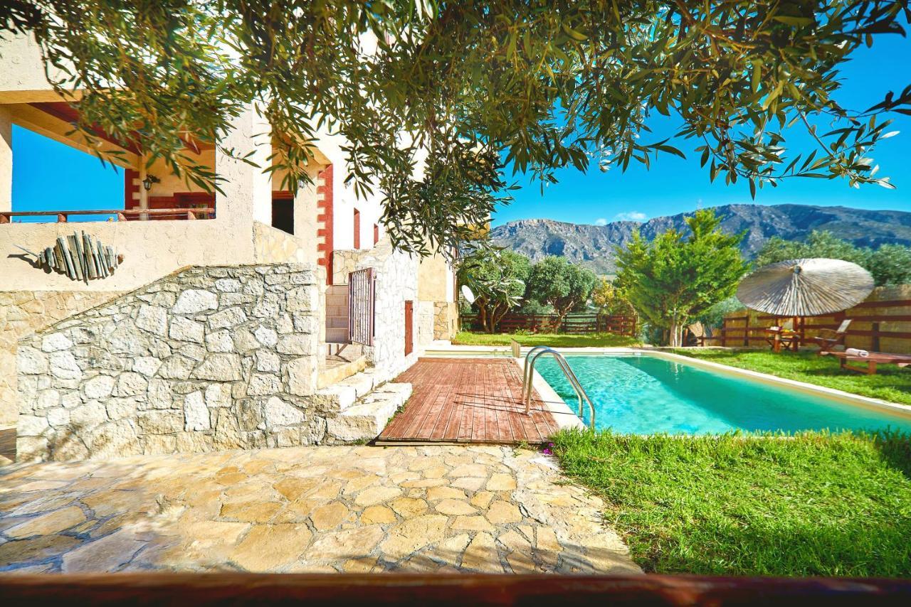 Villa Evenos Of 3 Bedrooms - Irida Country House Of 2 Bedrooms With Private Pools Elafonisi Bagian luar foto