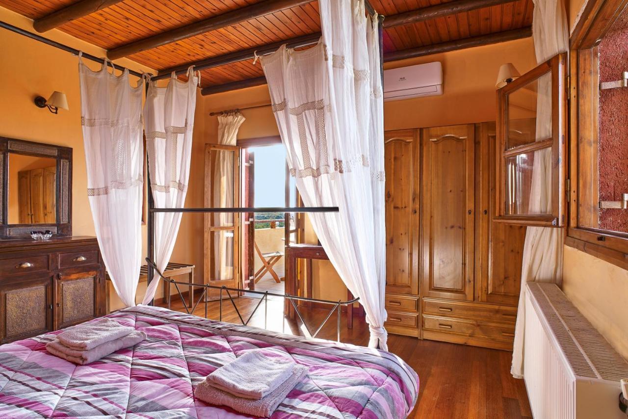 Villa Evenos Of 3 Bedrooms - Irida Country House Of 2 Bedrooms With Private Pools Elafonisi Bagian luar foto