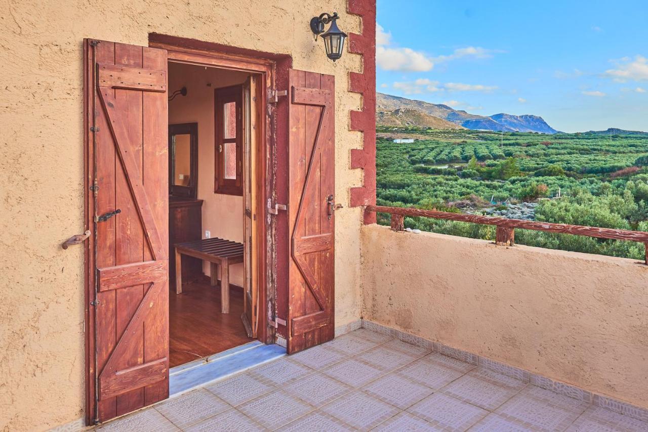 Villa Evenos Of 3 Bedrooms - Irida Country House Of 2 Bedrooms With Private Pools Elafonisi Bagian luar foto